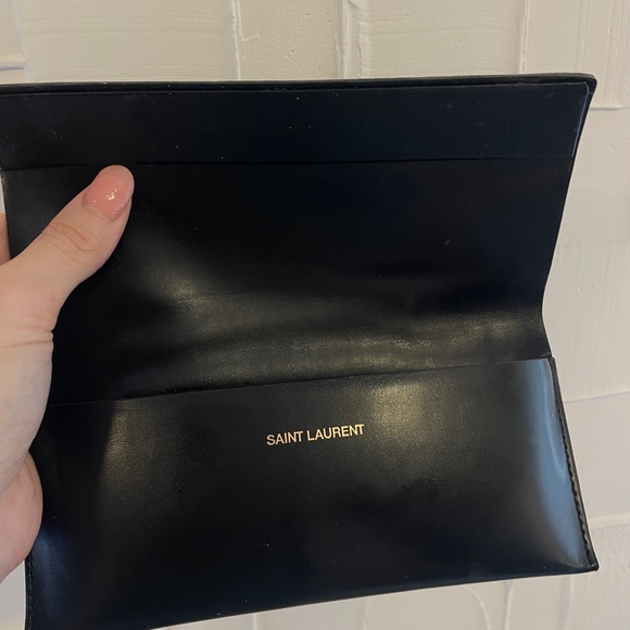 Saint Laurent Kate Sunglasses, Includes Case. - Picture 10 of 12